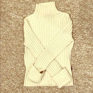 ABERCROMBIE AND FITCH MOCK TURTLENECK SWEATER